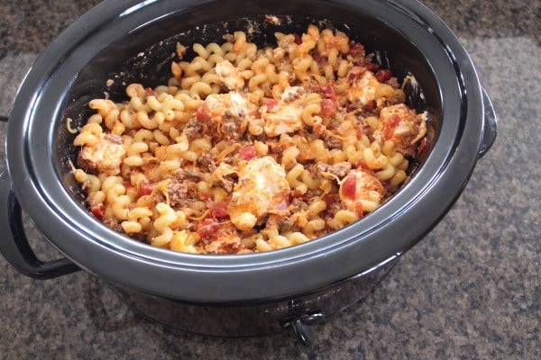 Slow-Cooker Taco Macaroni and Cheese
