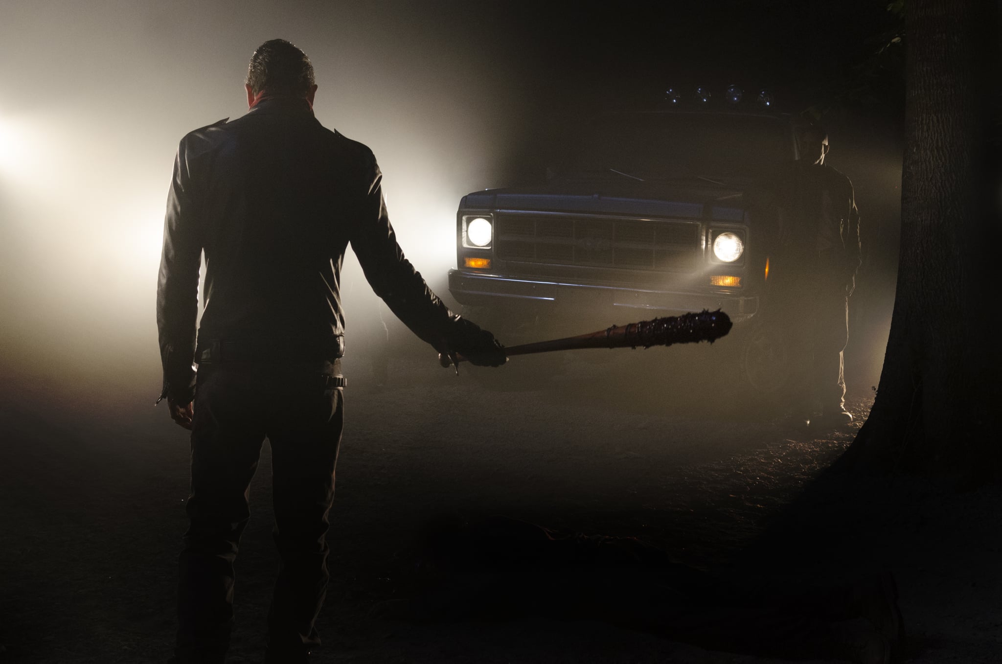 >>> NOT TO BE USED UNTIL 10/24/16 at 1:00 AM EST <<< Jeffrey Dean Morgan as Negan - The Walking Dead _ Season 7, Episode 1 - Photo Credit: Gene Page/AMC