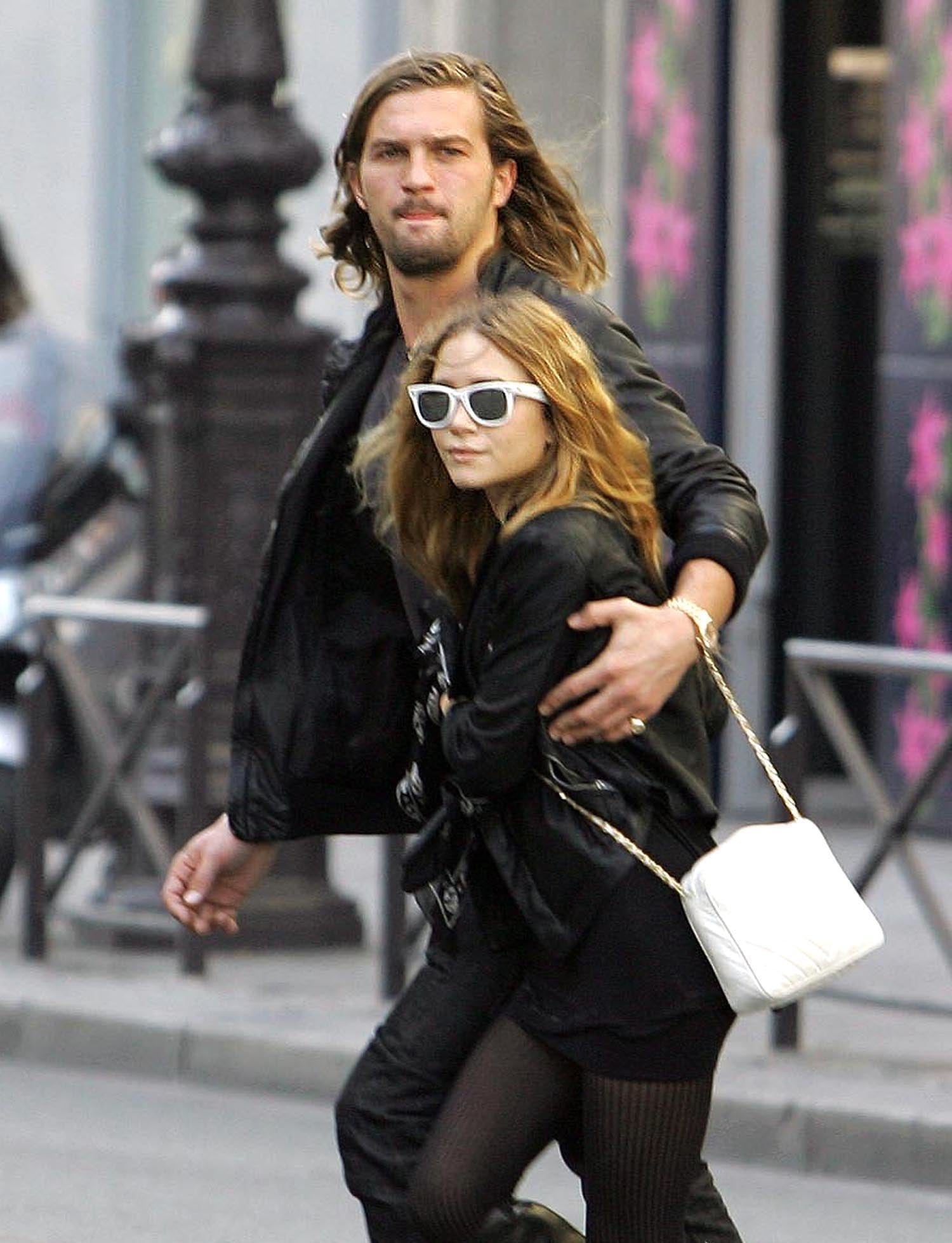 mary kate olsen dating list