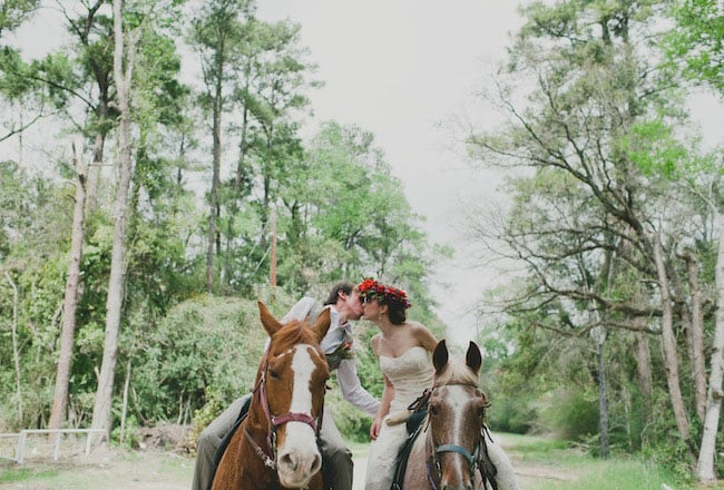 The Guests
Whether it's your closest friends and family present or just the two of you, when you elope the guest list is free of acquaintances and on-the-fence relatives. It's quality over quantity, and no one will scoff at you for inviting whomever you want (including horse-y companions!).
Photo by Sarah McKenzie Photography via Green Wedding Shoes