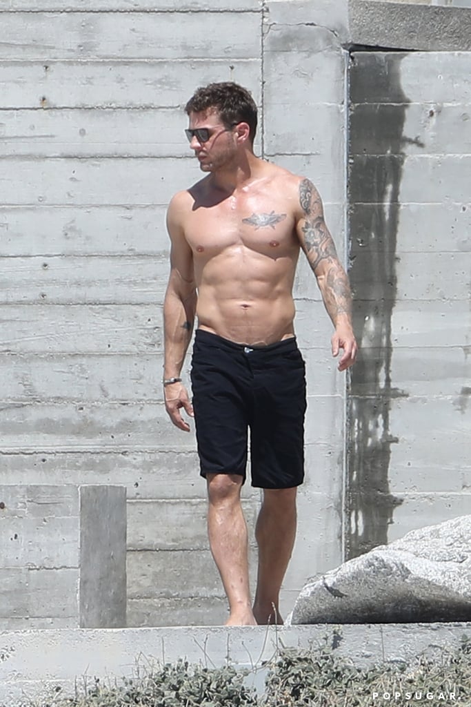 Shirtless Ryan Phillippe in Mexico Pictures 2018 Shirtless Ryan Phillippe in Mexico Pictures 2018