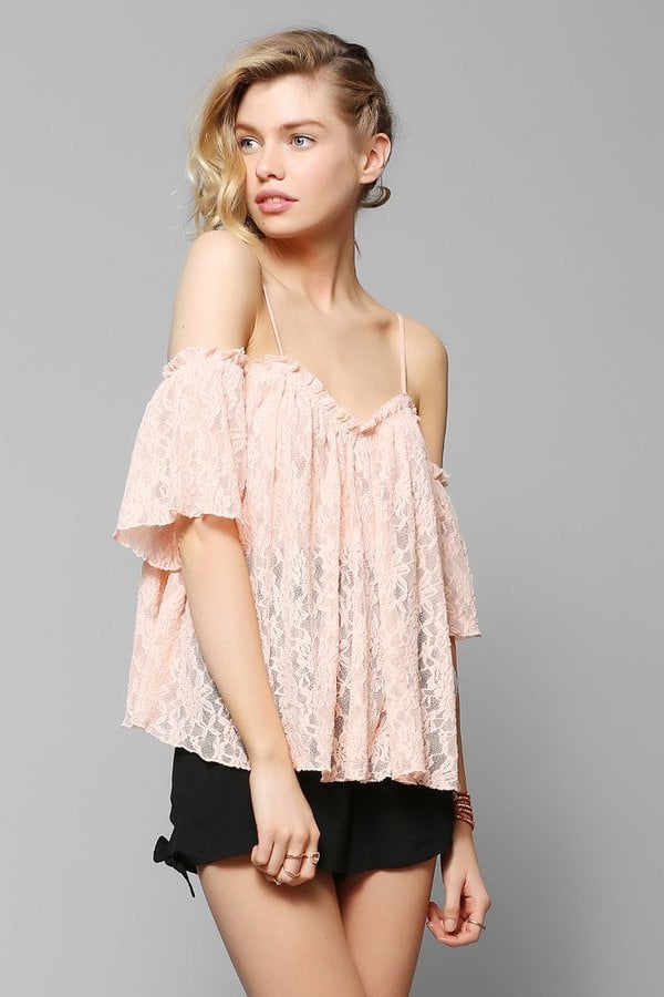 Lucky Brand Off-The-Shoulder Lace Crop Top Fair Orchid XS (US 0-2) :  : Clothing, Shoes & Accessories