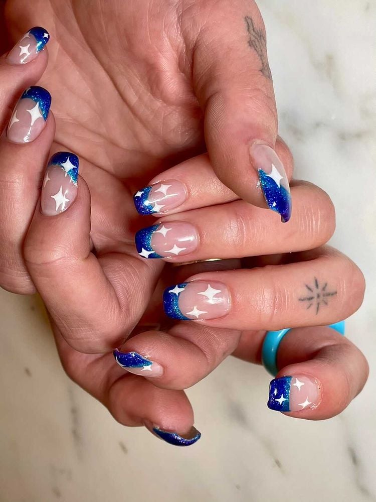 Dua Lipa's Blue Starry Manicure at the 2021 BRIT Awards