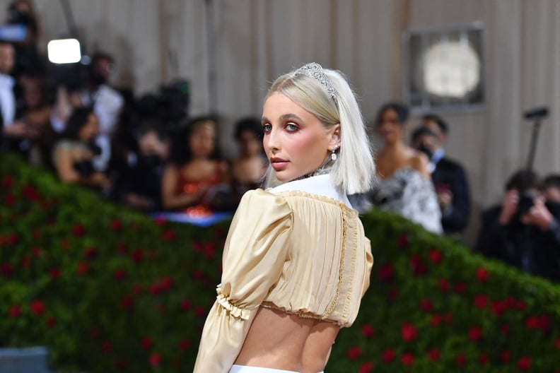 Emma Chamberlain's Platinum Bob Haircut at Met Gala 2022