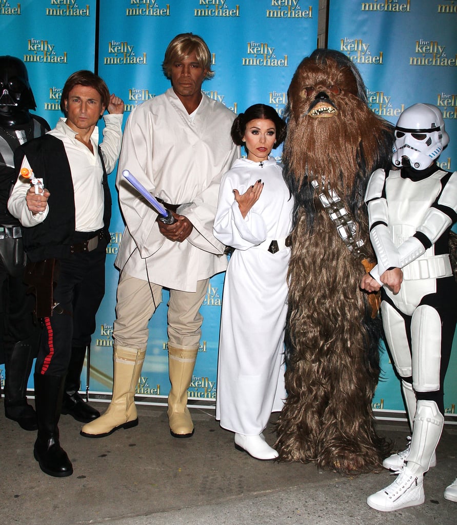 Kelly Ripa and Michael Strahan Halloween Costumes 2015