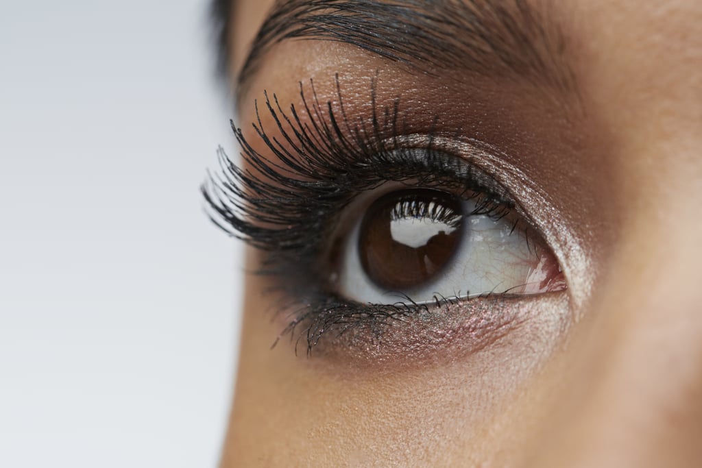 How to Fill In Gaps in Your Eyelashes as the Extensions Fall Out