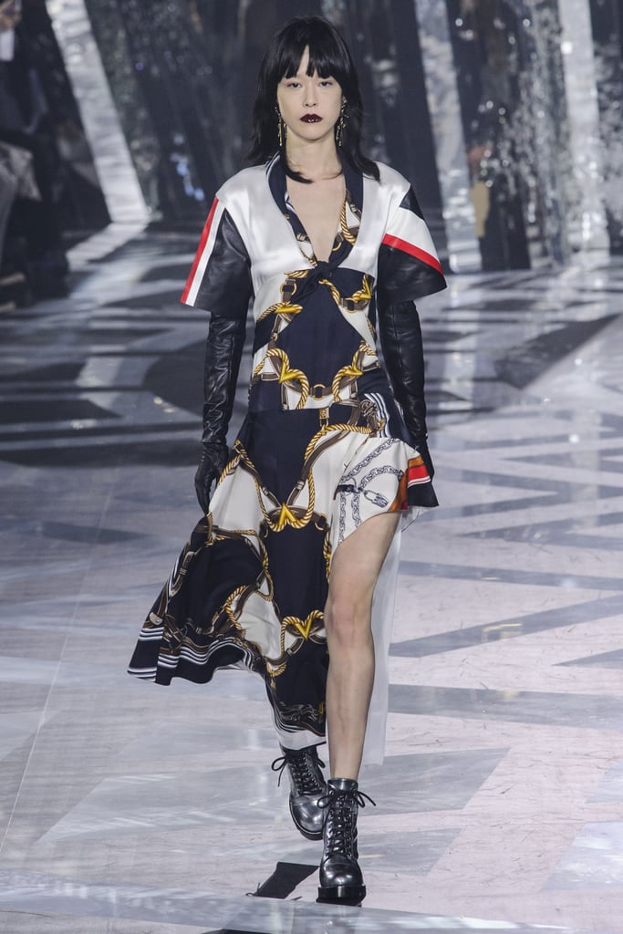Louis Vuitton Fall 2016 Runway