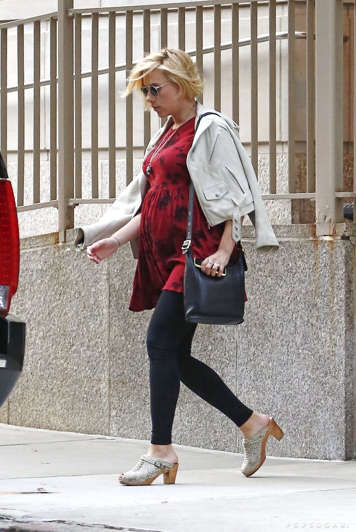 Pregnant Scarlett Johansson in NYC POPSUGAR Celebrity Photo 3