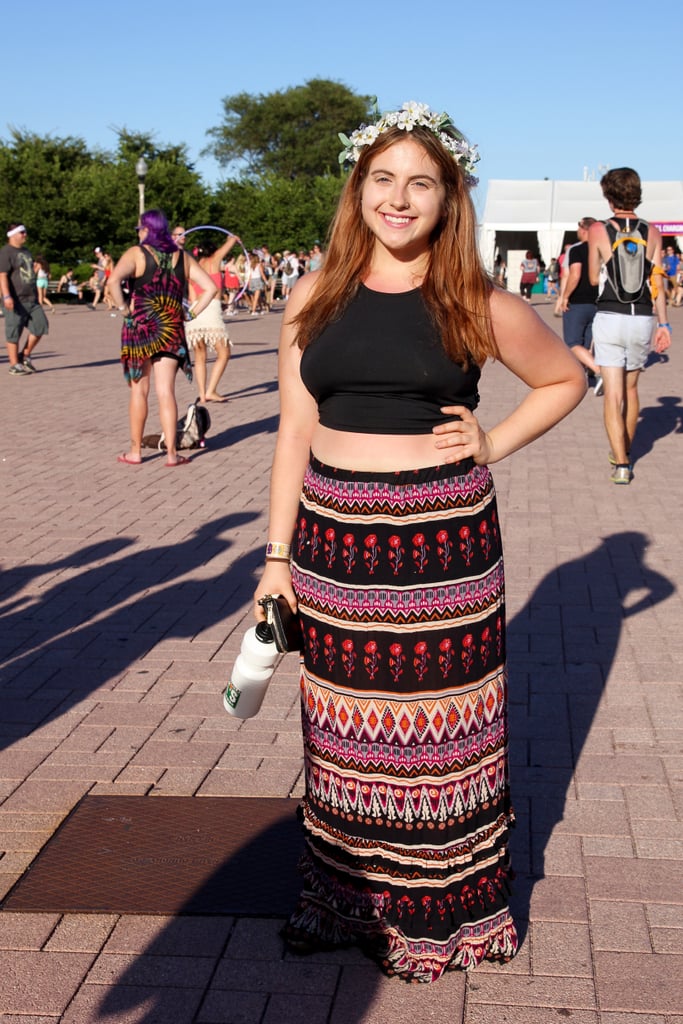 We love how this attendee followed a key rule of crop top dressing: if you're going to bare midriff, offset it with a maxi skirt.