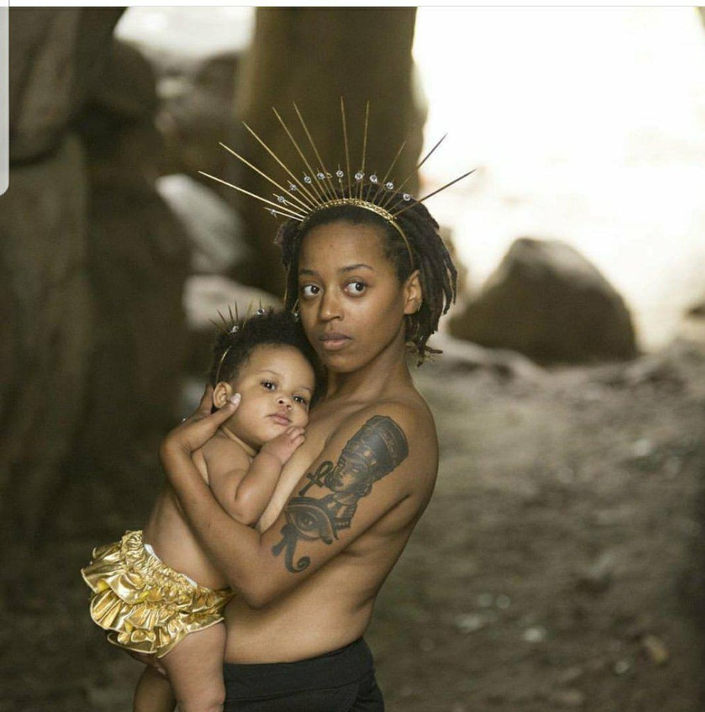 Women of Colour Breastfeeding Photo Shoot