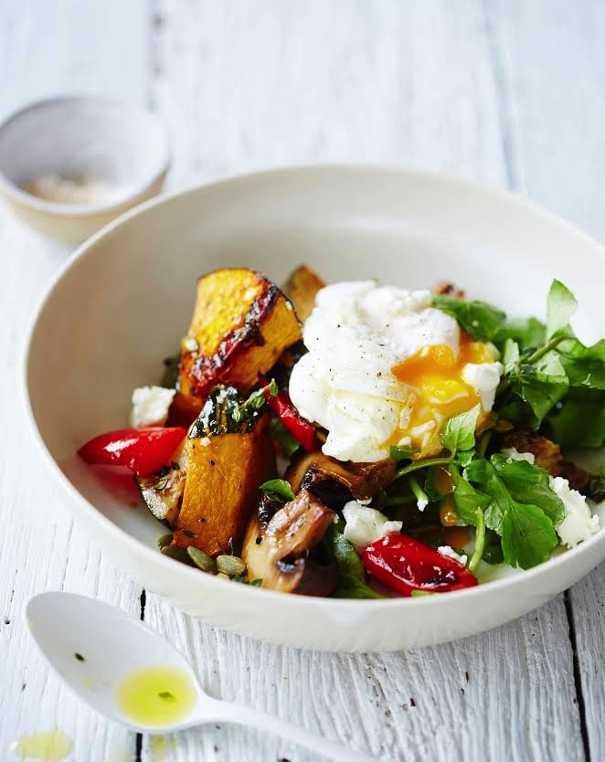 Poached Egg & Avocado Breakfast Salad - Jar Of Lemons