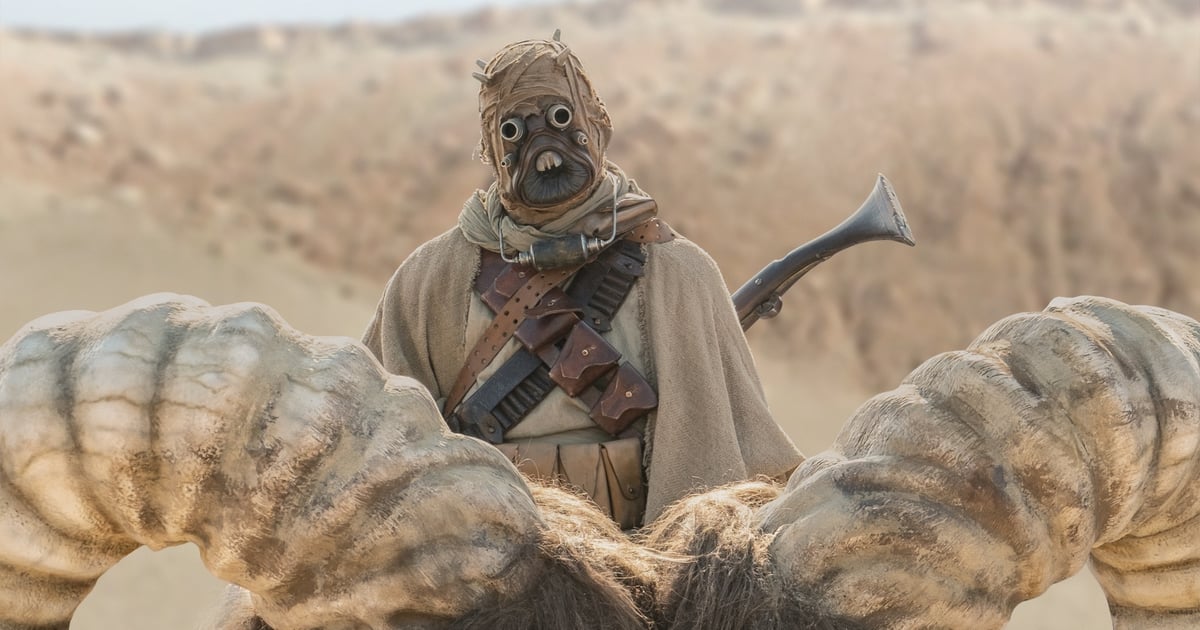 The Mandalorian Significance Of Pearl In The Krayt Dragon Popsugar Australia Entertainment