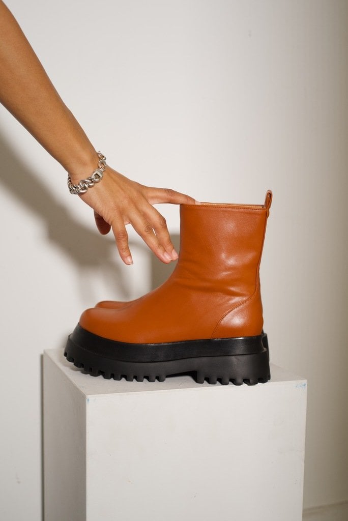 SincerelyTommy Narse Boots