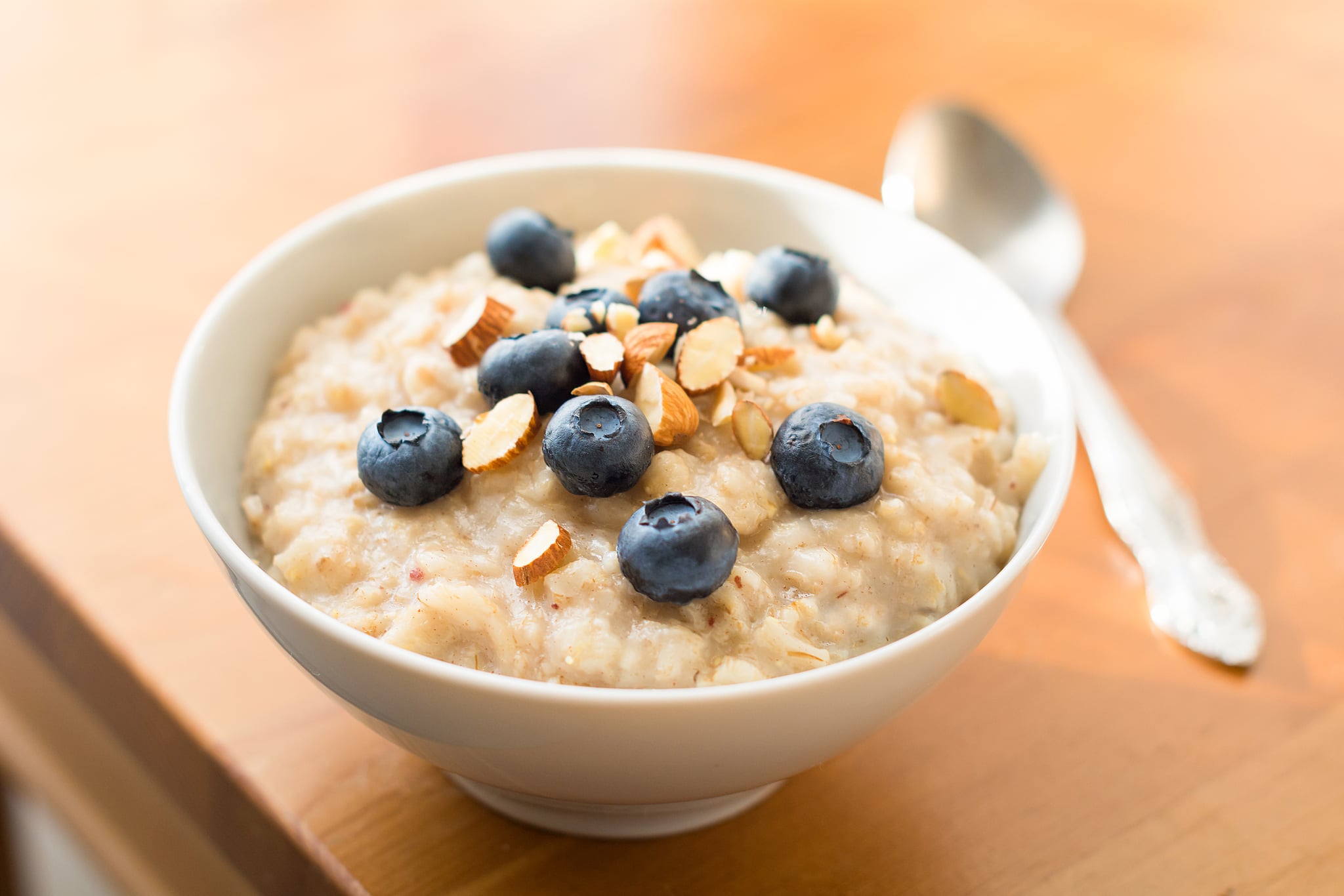 oatmeal with blueberries