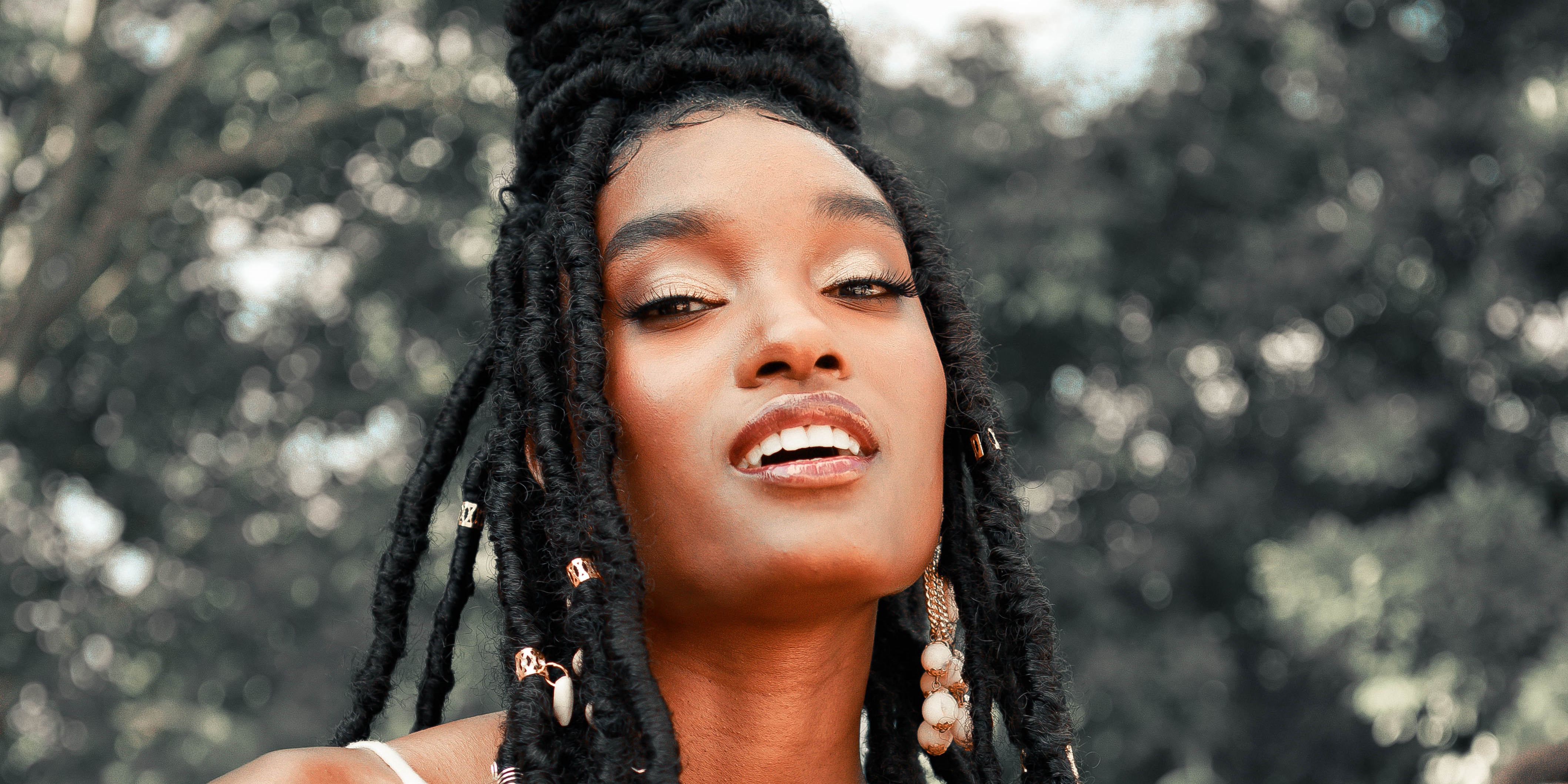 Davina Bennett Talks About Starring in Maluma