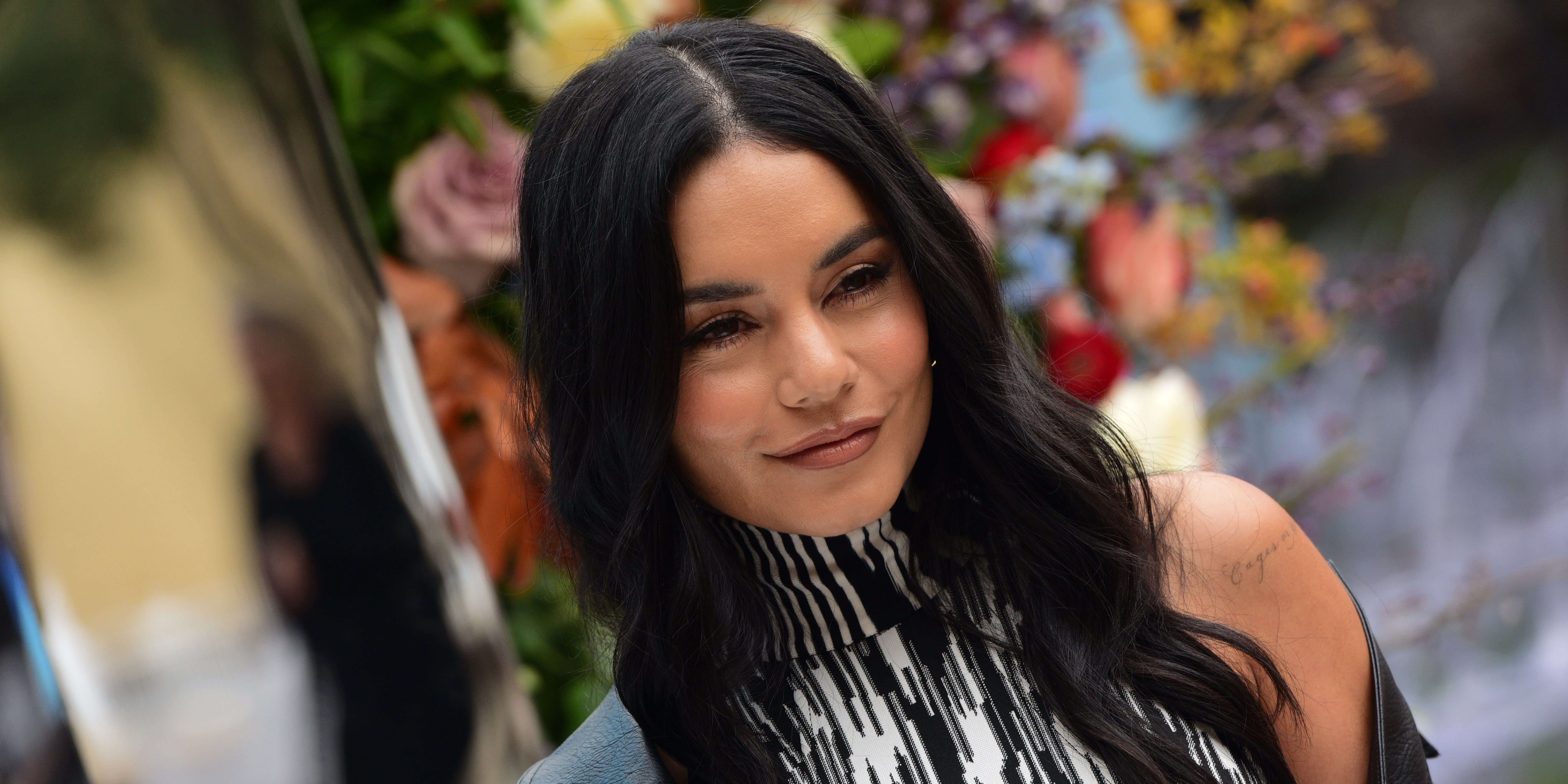 Vanessa Hudgens's Matte Black Nails Ring in Spooky Season - Vimarsana News