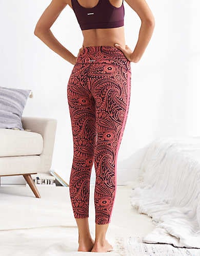 Retailers With Stylish Fitness Clothing 