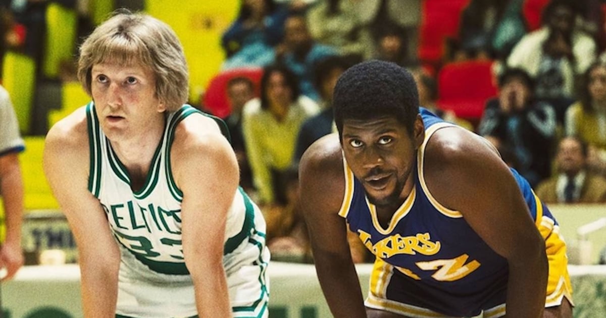 Magic Johnson und Larry Bird liefern sich ein Kopf-an-Kopf-Rennen "Siegerzeit"Trailer zur zweiten Staffel