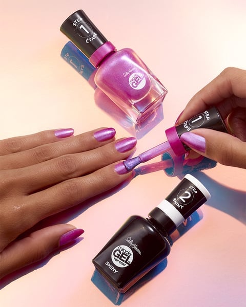 Does Sally Hansen gel nail polish dry/work without a UV light? - Quora