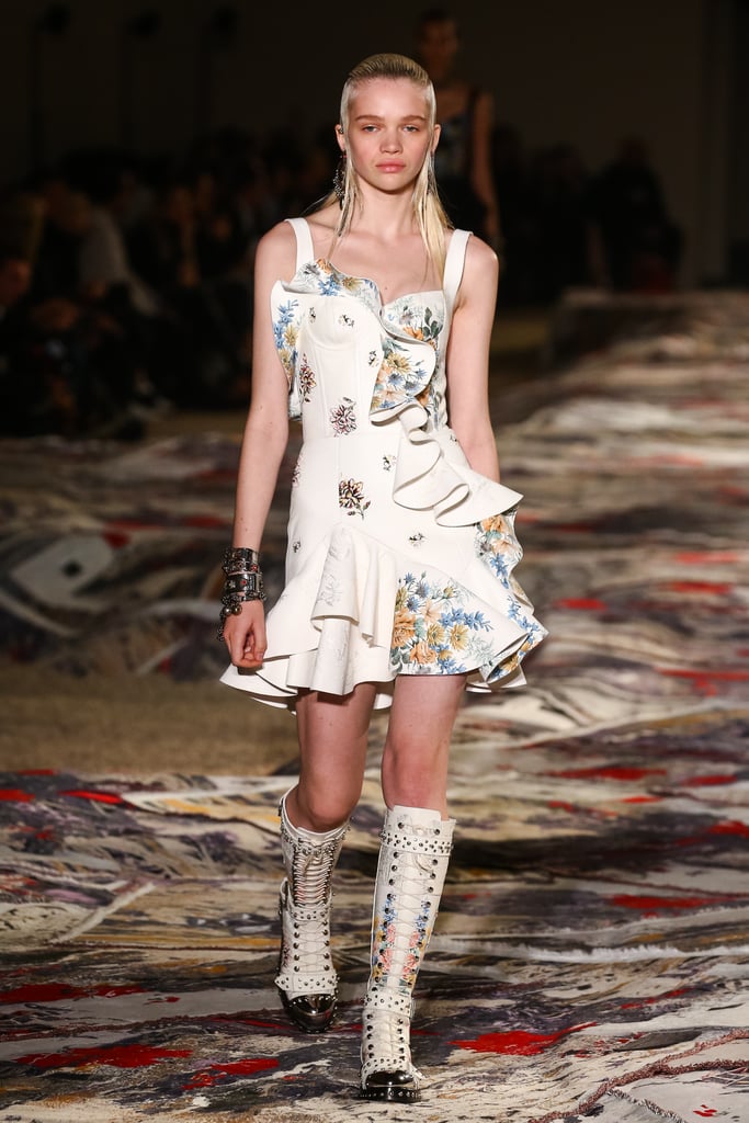 Alexander McQueen Spring 2017 Collection