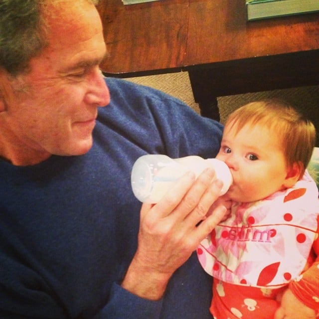 Former president George W. Bush fed his granddaughter, Mila.
Source: Instagram user jennabhager