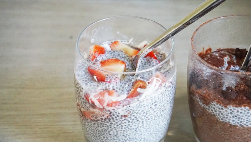 chia seed pudding: finished recipe with spoon