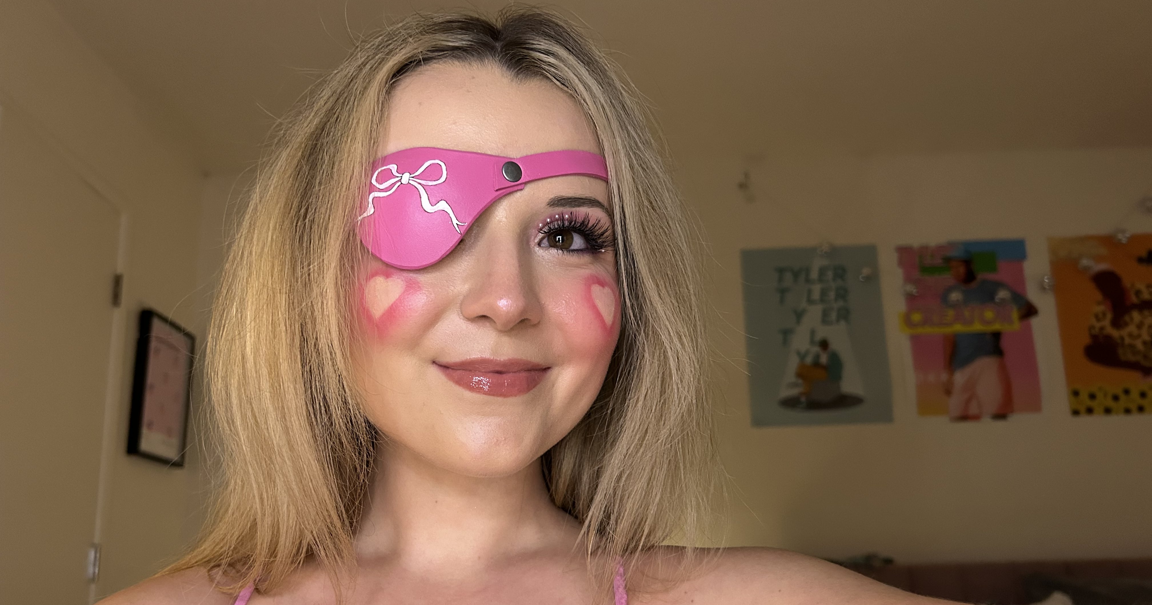 After Losing Half My Vision, Makeup Taught Me How to Love My Eye Again