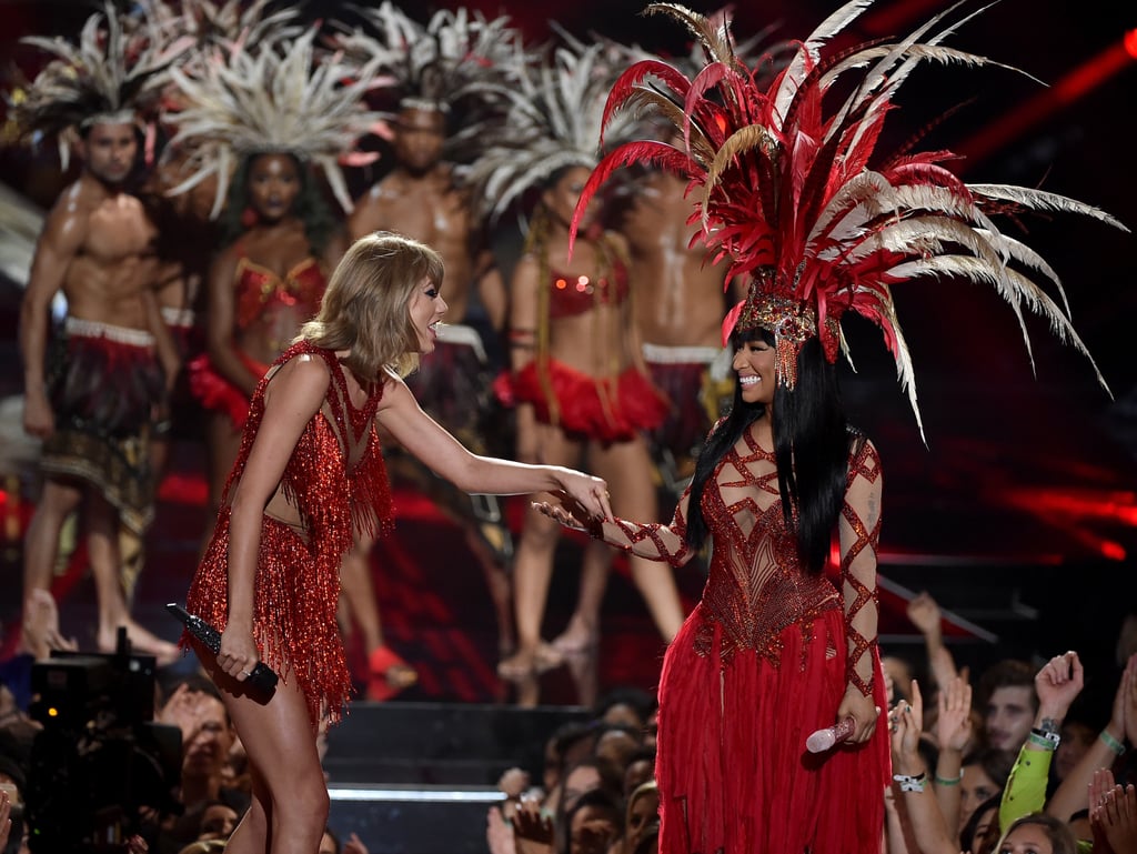 Taylor Swift and Nicki Minaj Performing Together at the VMAs