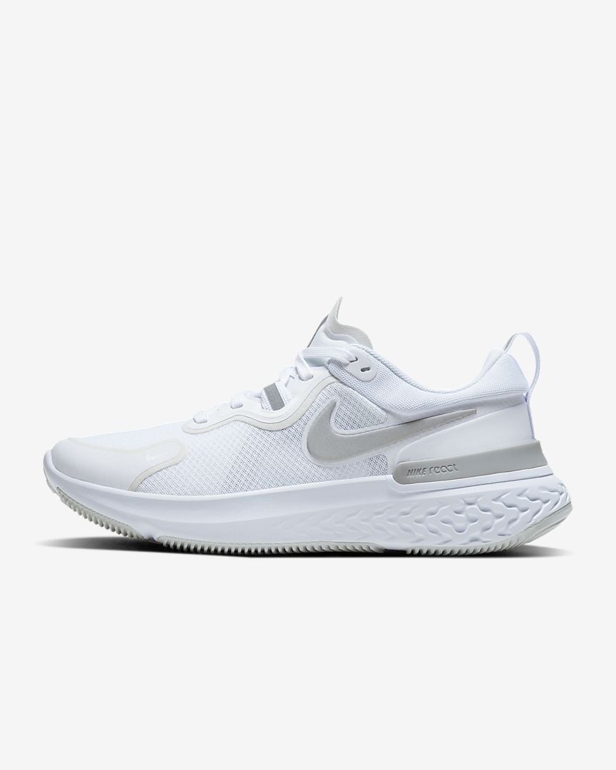 white nike shoes 2020