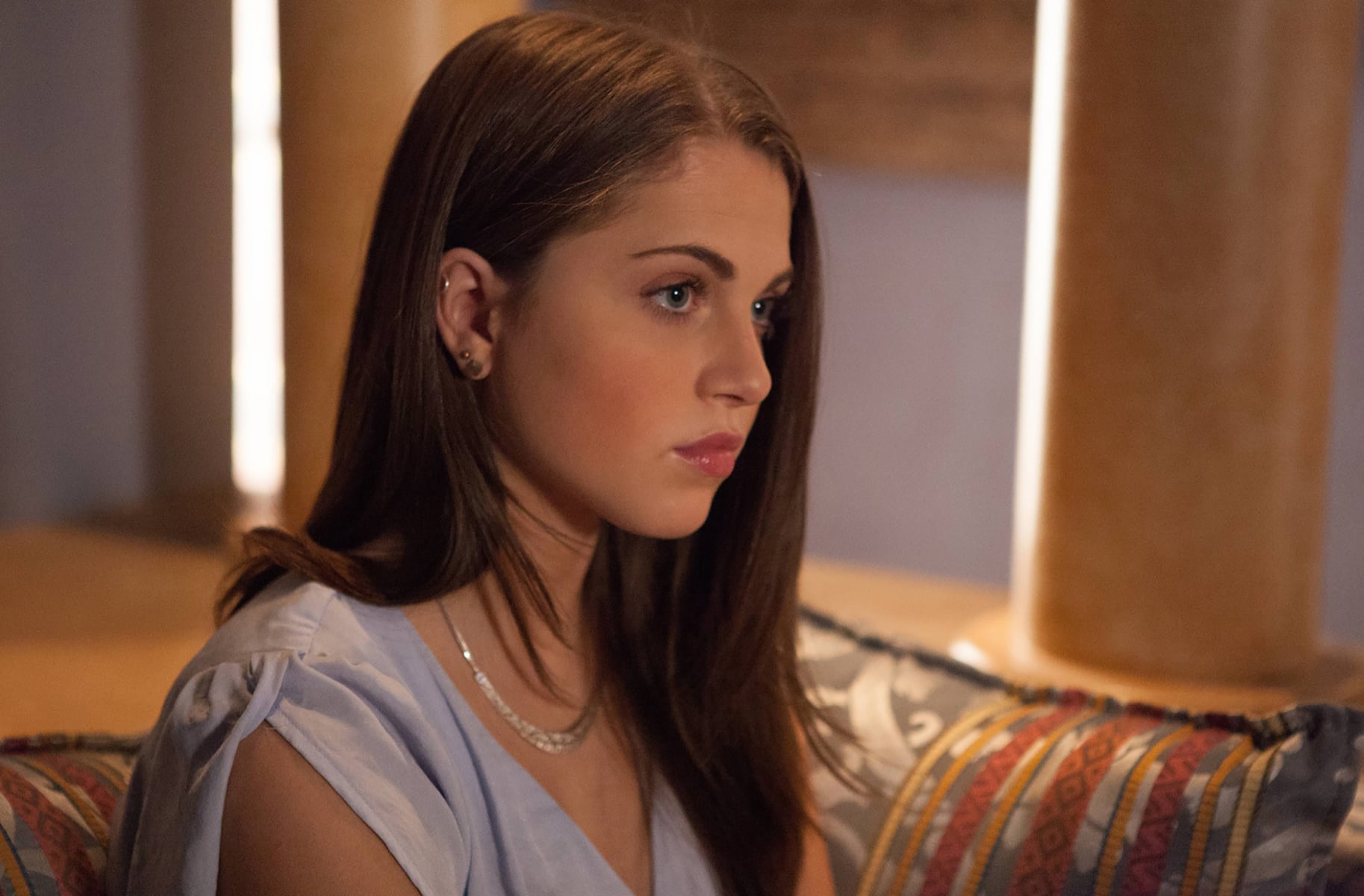 Who Plays Chloe On 13 Reasons Why Popsugar Entertainment 