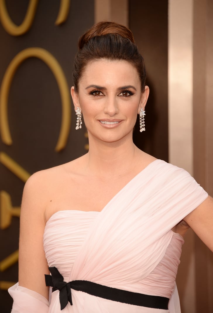 Penélope Cruz at 2014 Oscars | Oscars 2014 Hair and Makeup on the Red