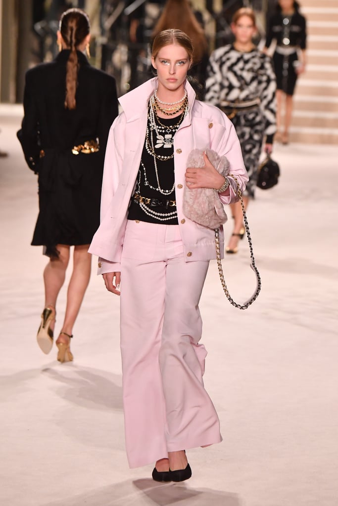 Chanel Metiers d'Art 2019/2020 Fashion Show Photos