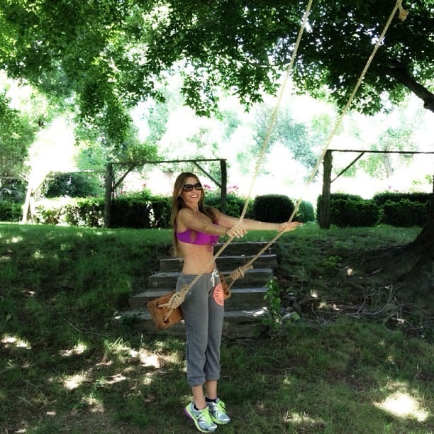Sofia played on a swing.
Source: Instagram user sofiavergara