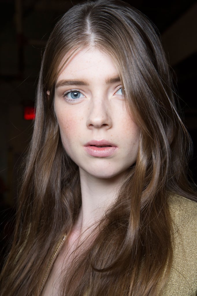 A Hair-Tuck Hack Without Bobby Pins
