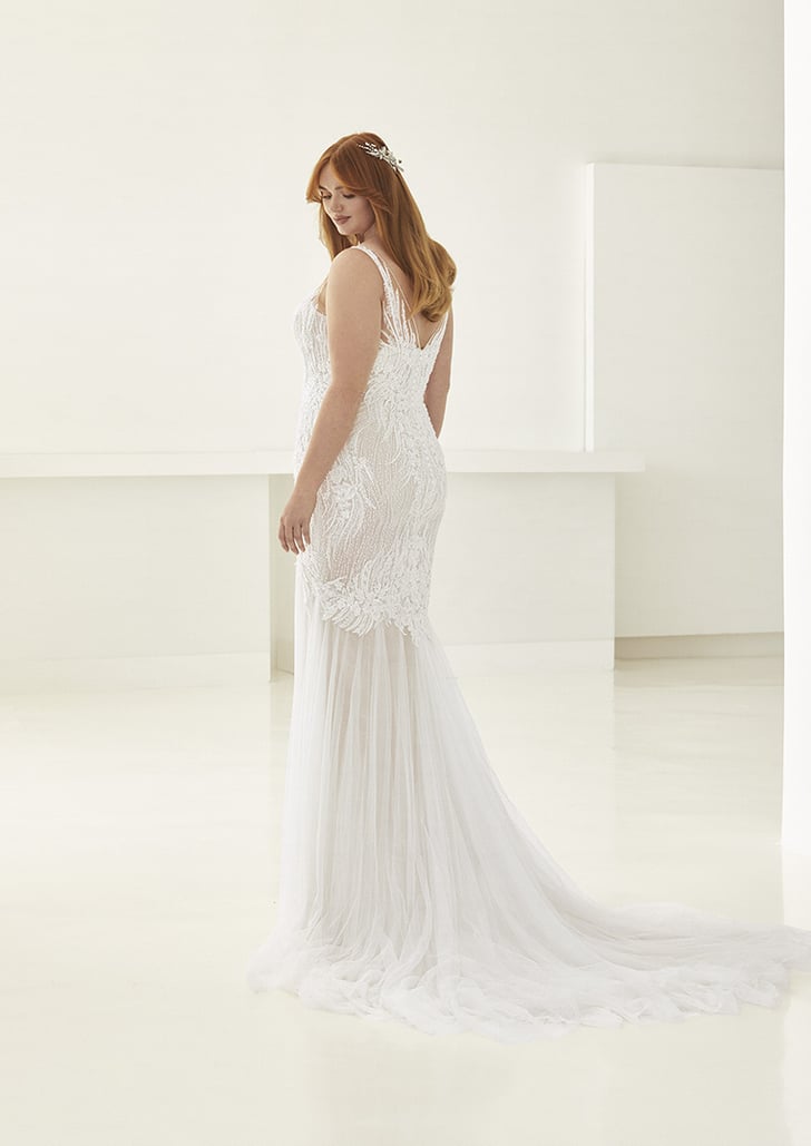 collection ashley graham pronovias