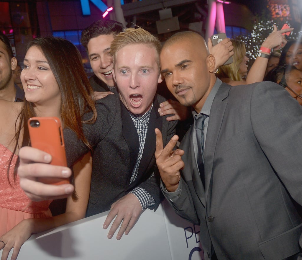 One fan perfectly captured the appropriate reaction of a selfie alongside Shemar Moore.