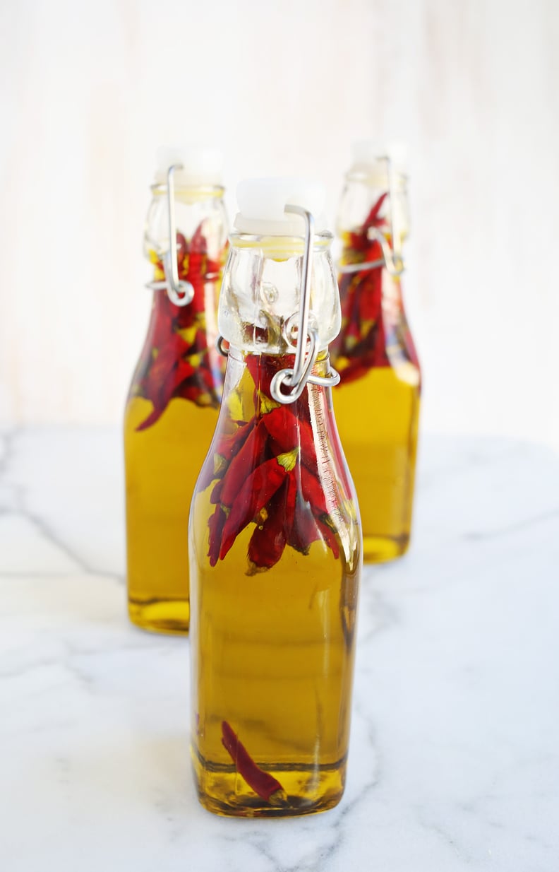 DIY Hot Pepper Oil