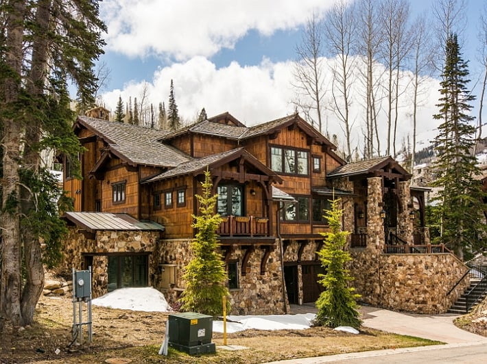Nina Dobrev's Park City, UT, Airbnb Cabin POPSUGAR Home Photo 19