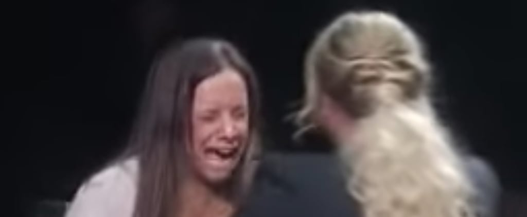 Kelly Clarkson Pulling a Fan on Concert Stage Video 2019