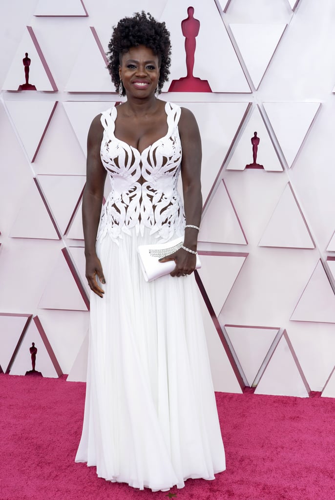 Viola Davis's Curly Updo at the 2021 Oscars With Photos