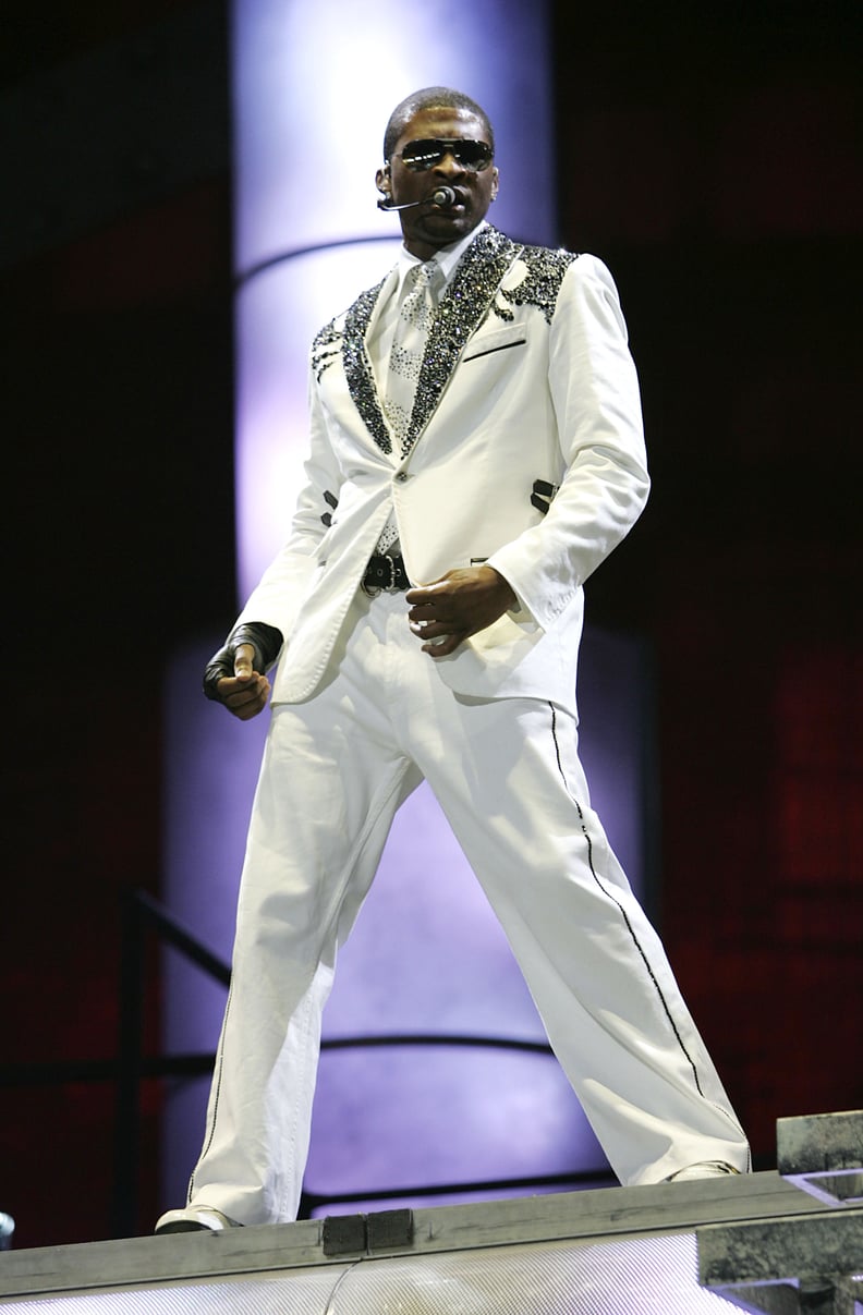 Usher Performing at Live Showtime Concert, March 2005