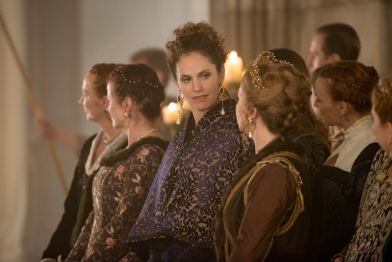 Amy Brenneman Guest Stars As Marie De Guise On Reign Will Mary