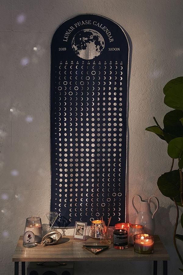 2019 Lunar Phase Calendar Tapestry
