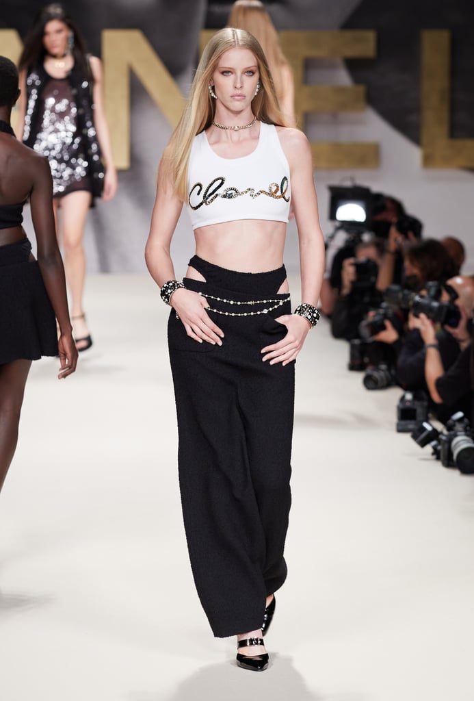 Chanel's SS22 Show Was a Throwback to the '90s Runway