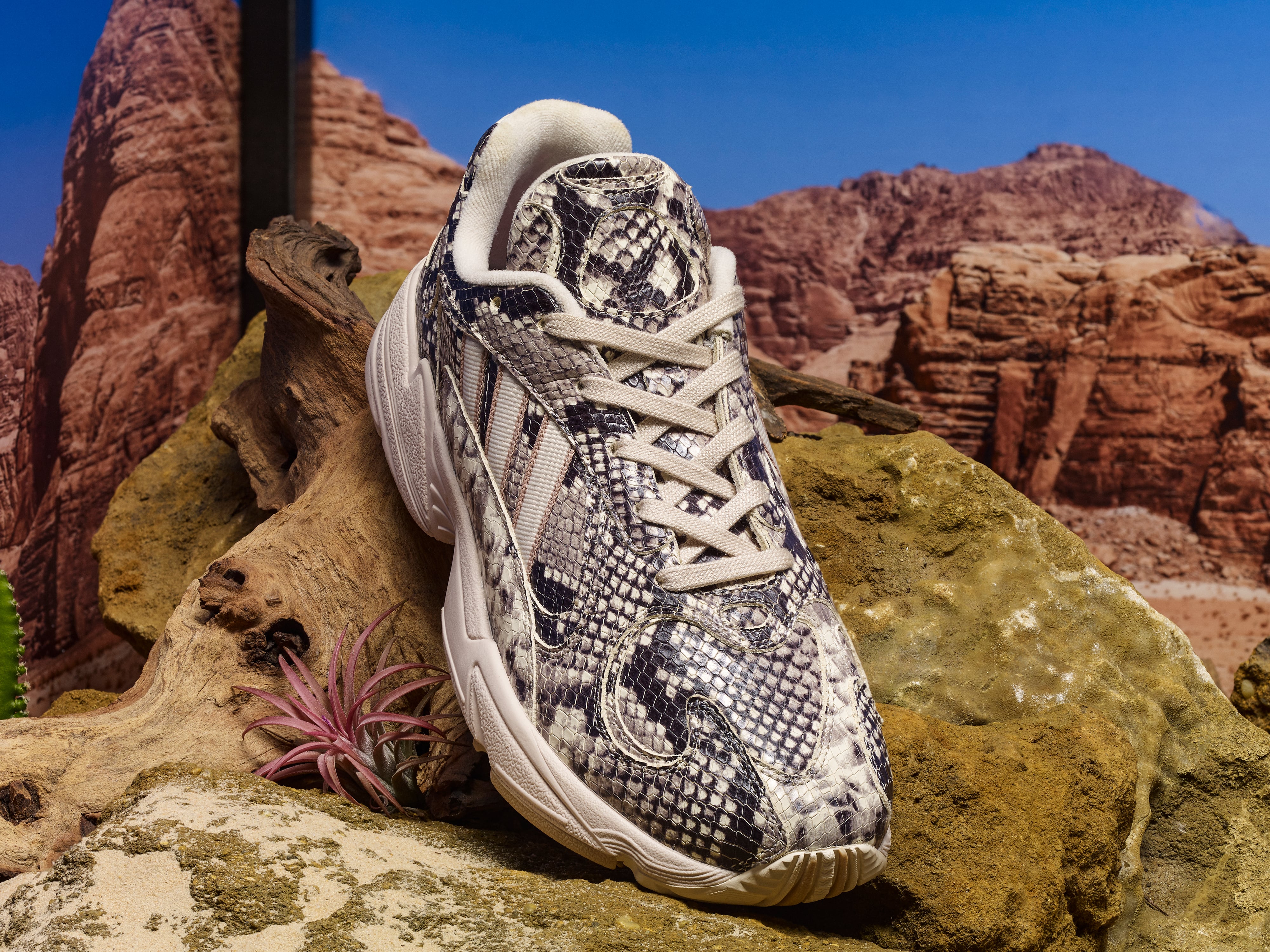 Adidas Yung-1 Consortium Texas 2019 fashion sneakers snake NWT The adidas ”Snakeskin” Yung 1 launches TONIGHT @ MIDNIGHT ON  main image 2