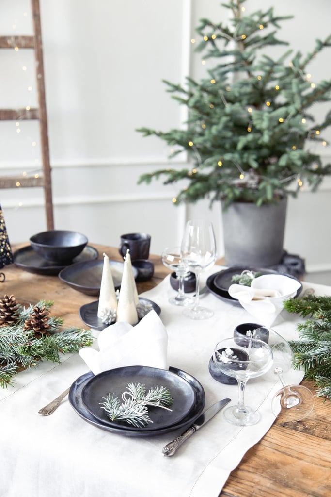 Tablescapes: Dark and Sophisticated | Etsy Holiday Decor Trends 2017 ...