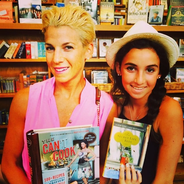 Jessica and Sascha Seinfeld hung out at their local bookstore with their favorite finds.
Source: Instagram user jessseinfeld