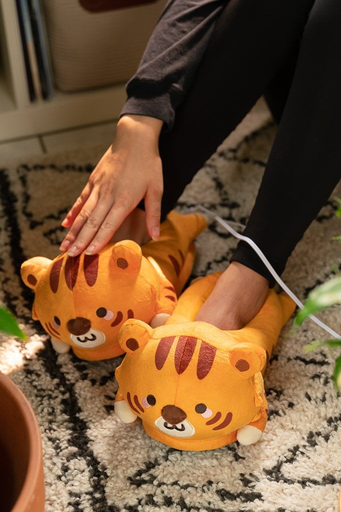 Smoko Jojo Tiger USB Heated Slippers