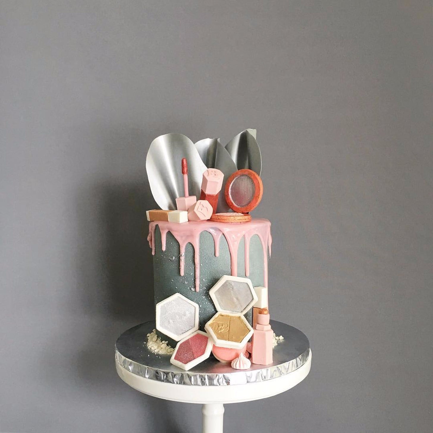Fenty Beauty Cake Popsugar Beauty Australia