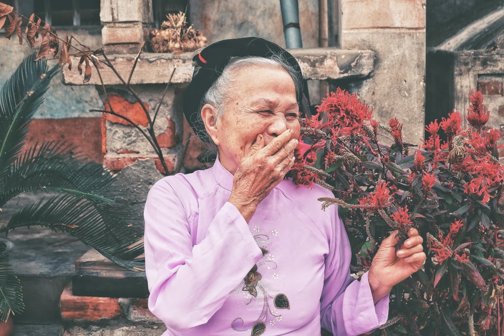 Do some gardening for your elderly neighbours.